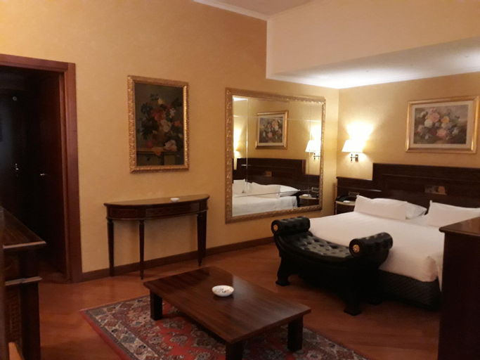 Bedroom 14