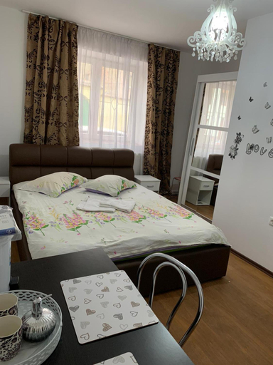 Others 4, Unser Haus, Sibiu