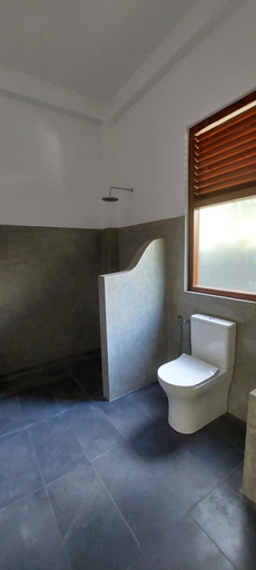 3, Green Grove, Matara Four Gravets