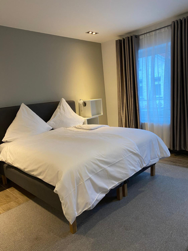 Bedroom 1, Gate 13 - Aurich Innenstadt, Aurich