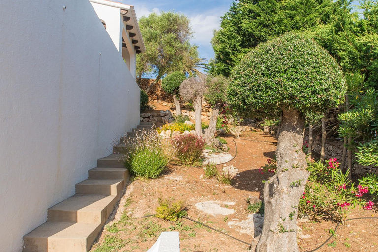 Others 2, Villa Mariola, Baleares