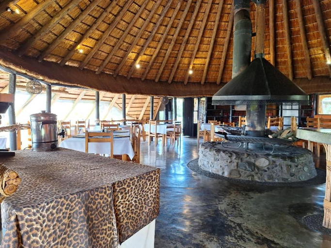 Food & Drinks, Hawane Resort, Motjane
