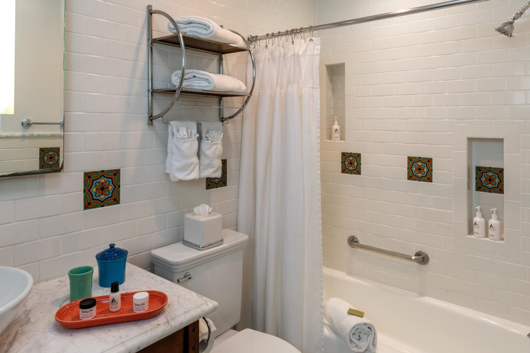 Bathroom 4, The Avalon Hotel on Catalina Island, Los Angeles