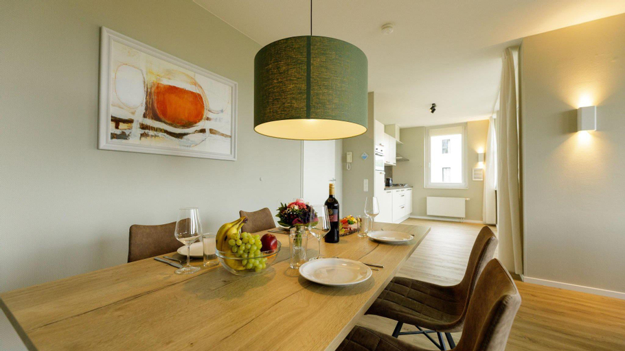 Dining Room 25