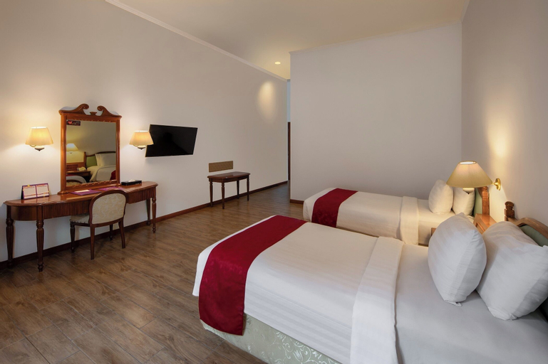 Bedroom 12