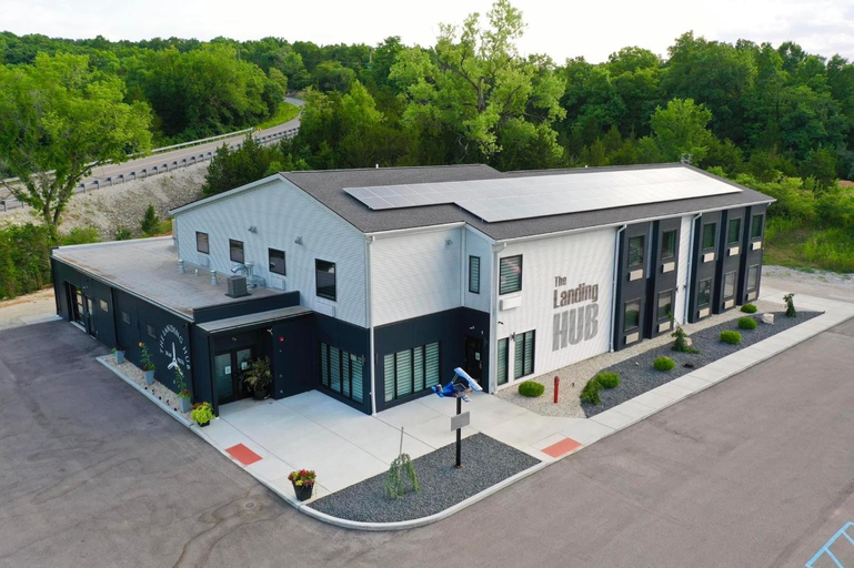 Exterior & Views 1, Modern and clean group suite for 5 with pool, Franklin