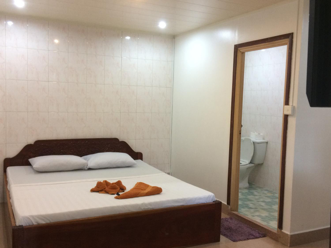Bedroom 9