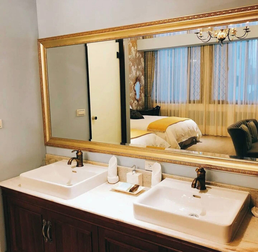 Bathroom 4, Hôtel de Flore, Tainan