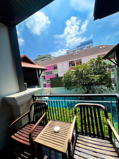 Swimming Pool 11