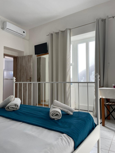 Others 3, WHITE STUDIOS, Vlorës
