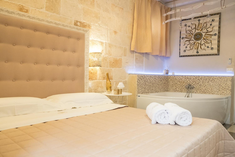 Bedroom 2, Holiday Monopoli, Bari