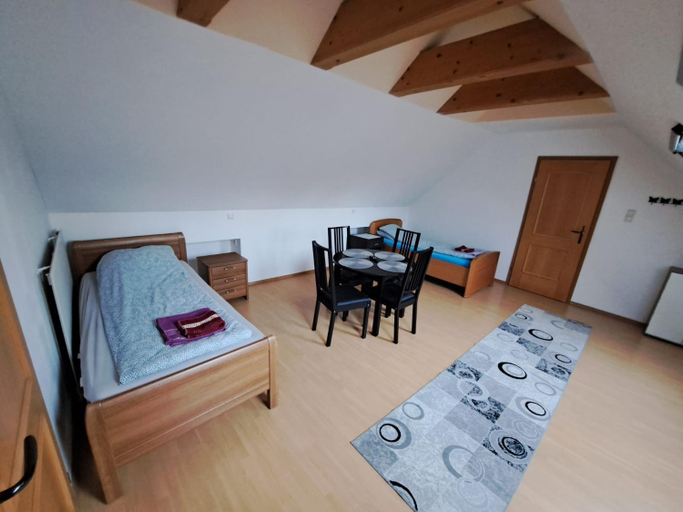 Others 5, HostelHollabrunn, Hollabrunn