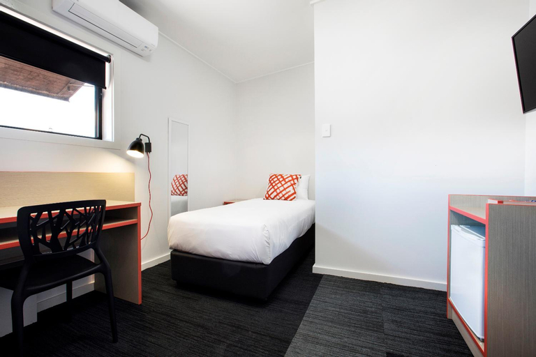Bedroom 12