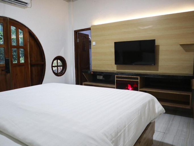 Bedroom 29
