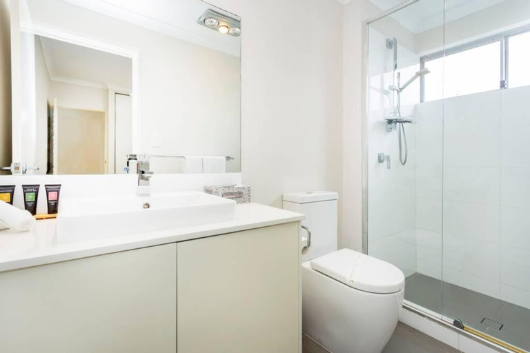 Bedroom 2, Parkland View Sanctuary - EXECUTIVE ESCAPES, Stirling