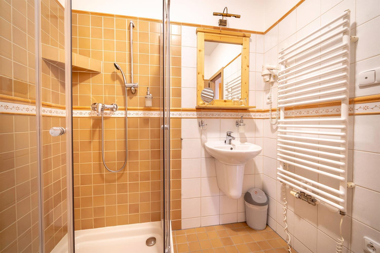 Bathroom 4, Hotel Vyhlidka, Zlín