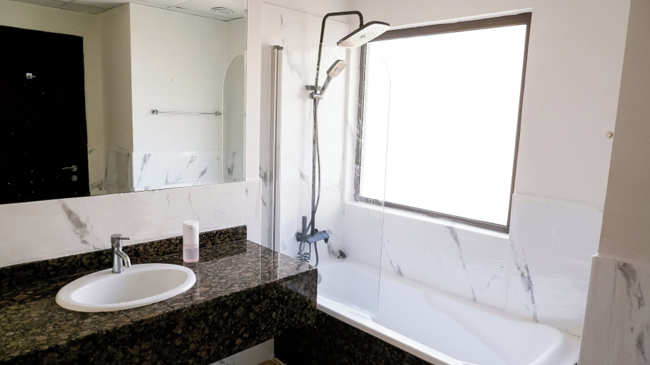 Bathroom 4, Kabina Inn Marina, Dubai