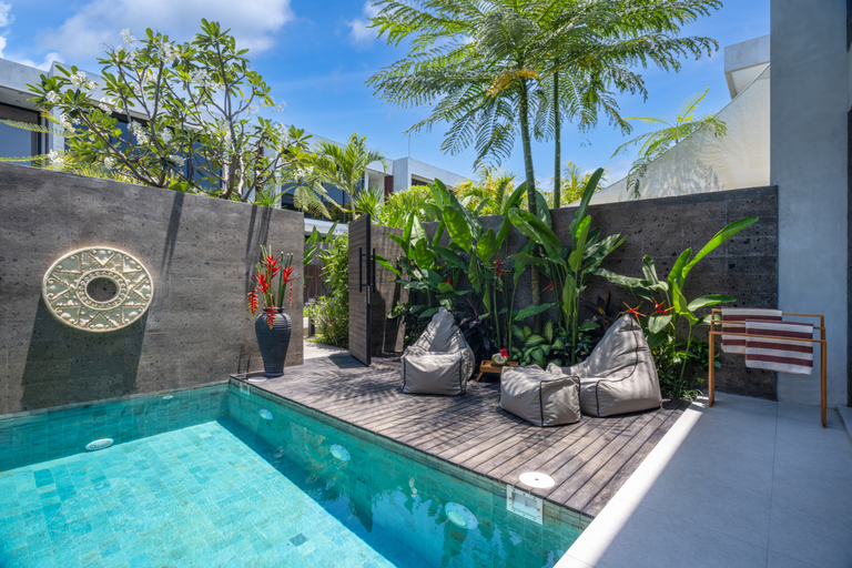 Umalas Creek Villas Room Type - 1BR Pool Villa with Shared Ice Bath - Villa Serenity Umalas Creek Villas Room Type - 1BR Pool Villa with Shared Ice Bath - Villa Serenity