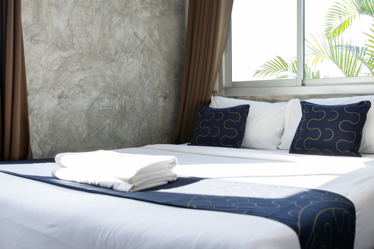 Bedroom 8