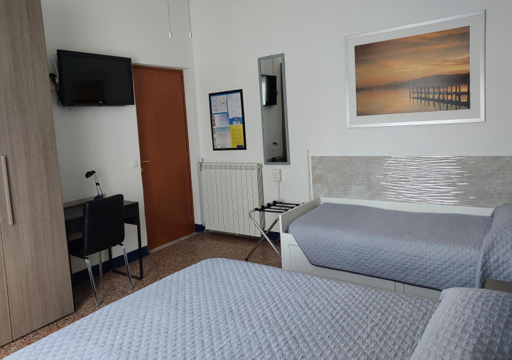 Bedroom 8