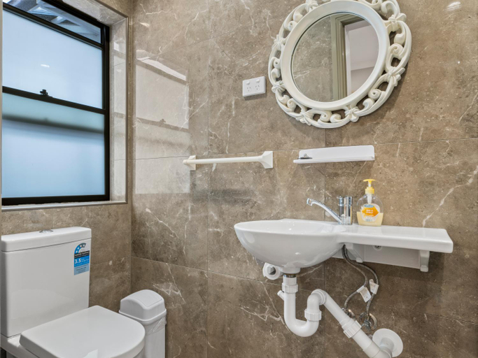 Bathroom 5