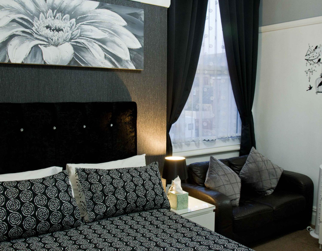 Bedroom 2, Blackpool Apartments, Blackpool