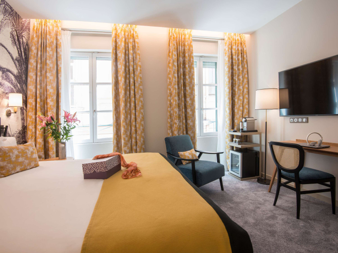 Bedroom 5, Mercure Nice Marche aux Fleurs Hotel, Alpes-Maritimes