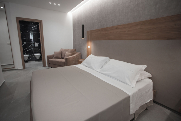 Bedroom 3, Alexander House Hotel, Reggio Di Calabria