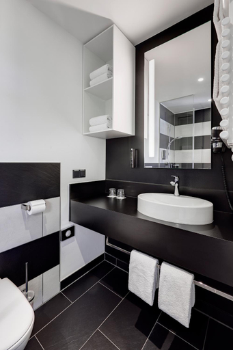 Bathroom 3, LEGERE EXPRESS Tuttlingen, Tuttlingen