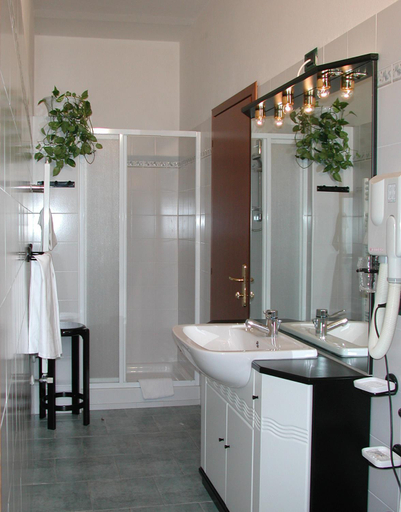 Bathroom, Firenze Hotel Suite & Spa, Modena