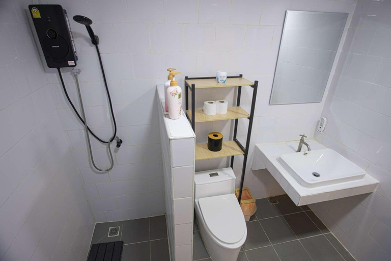 Bathroom, Dado9, Wattana