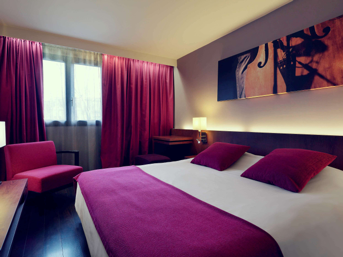 Bedroom 28