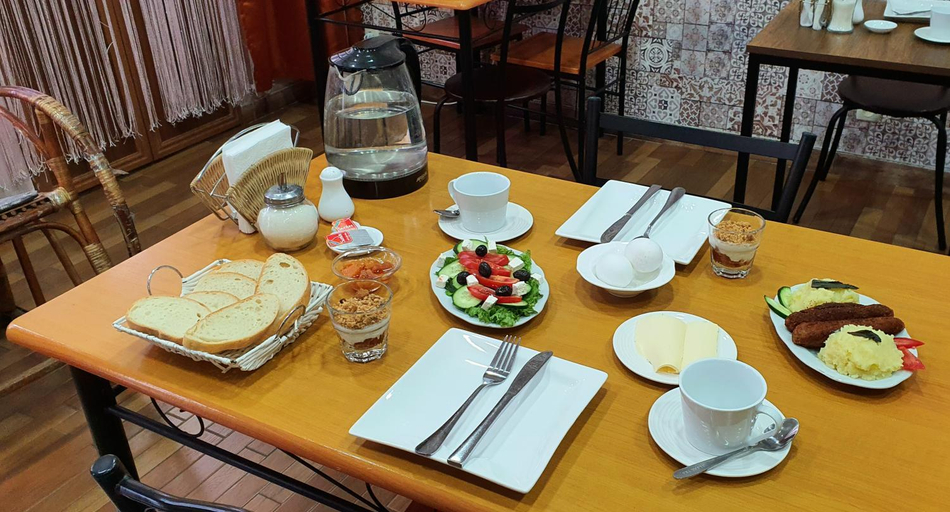 Food & Drinks 5, Dzveli Batumi, Batumi