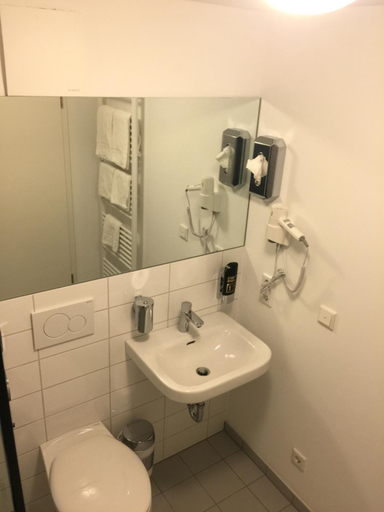 Bathroom 5, Hotel Central Hannover, Region Hannover