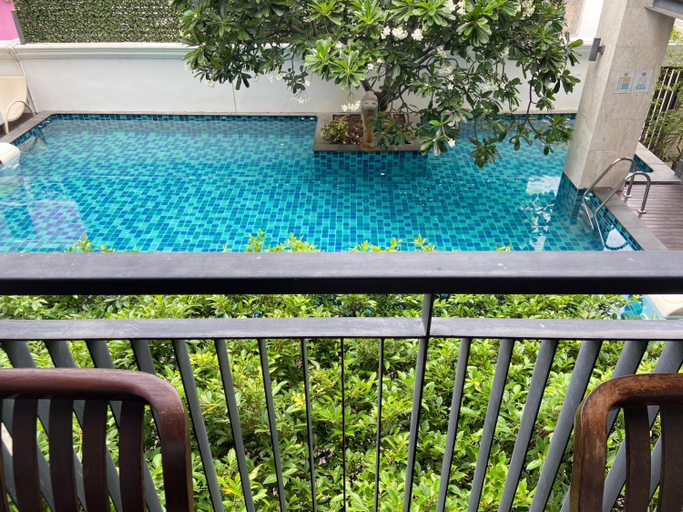 Swimming Pool 10