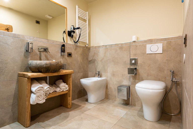 Others 2, Firenze Hotel Suite & Spa, Modena