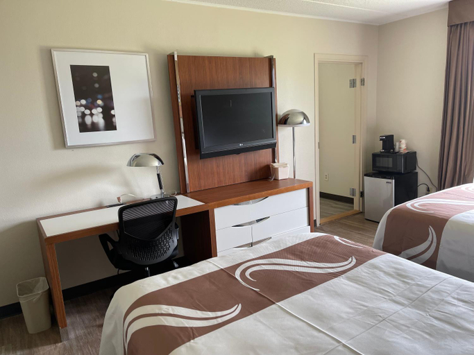 Bedroom 12