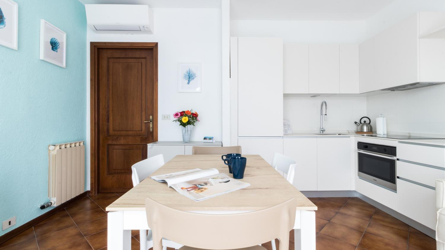Dining Room 15