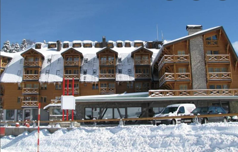 Exterior 9
