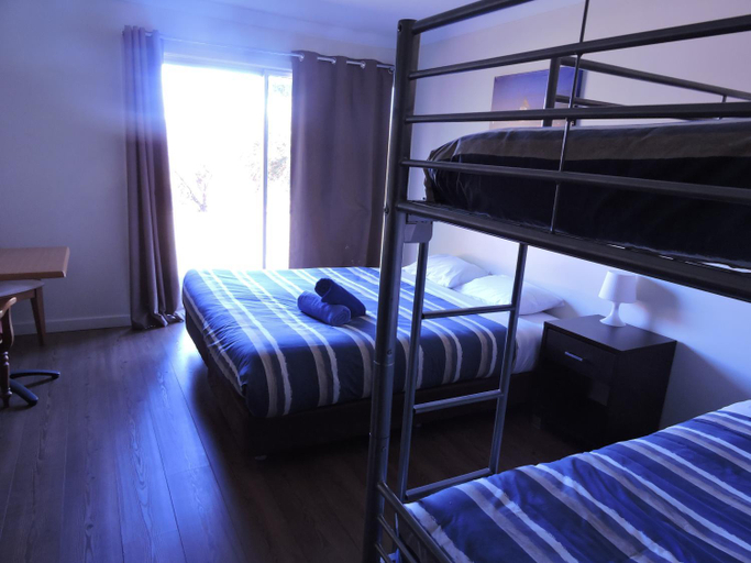 Bedroom 12