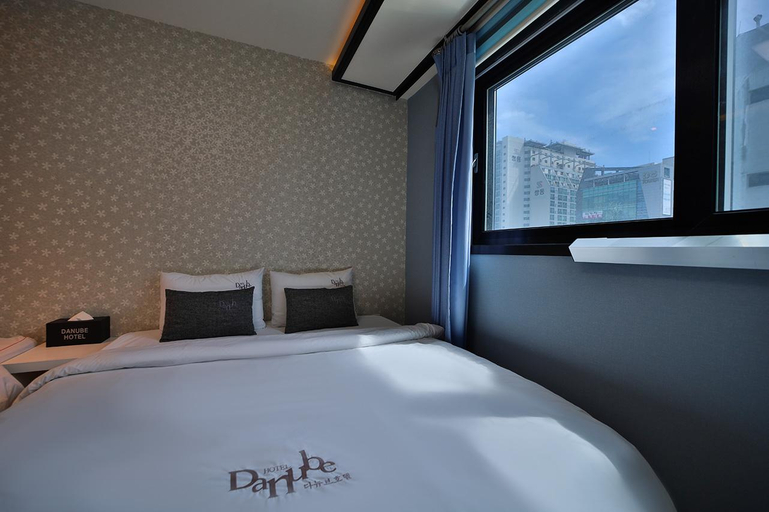 Bedroom 3, Busan Seomyeon Danube Hotel, Busanjin