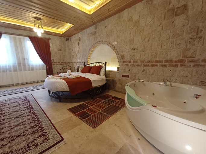 Bathroom 2, Yamak Stone House, Nevşehir