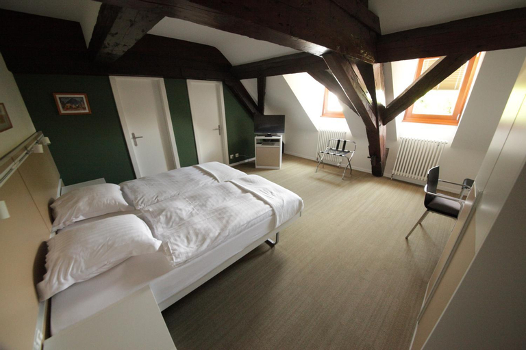 Bedroom 5, Auberge de Prangins, Nyon