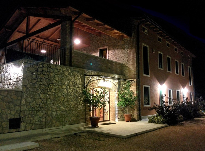 Others 5, Ca' Dei Coci B&B, Verona