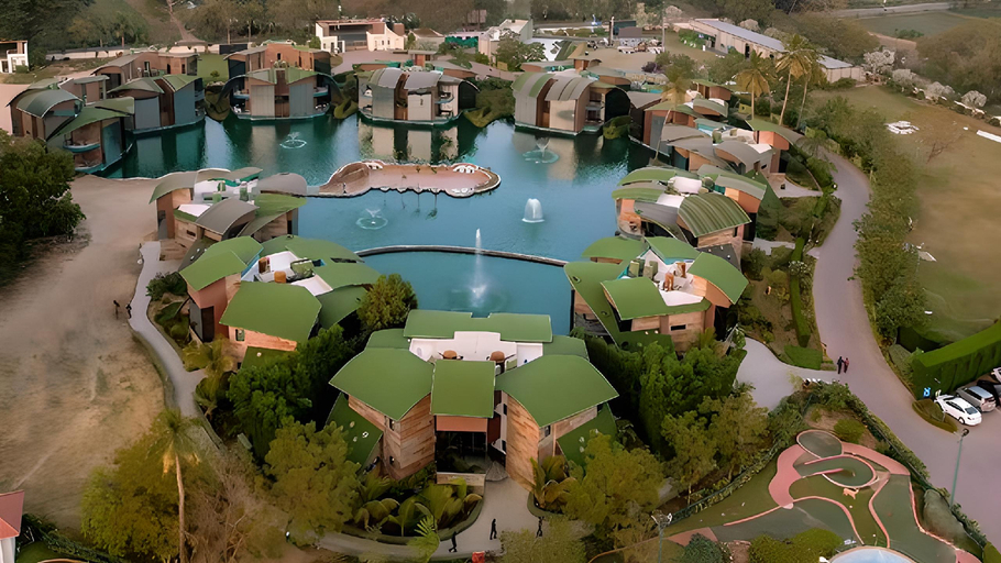 Neonz  Resort, Anand