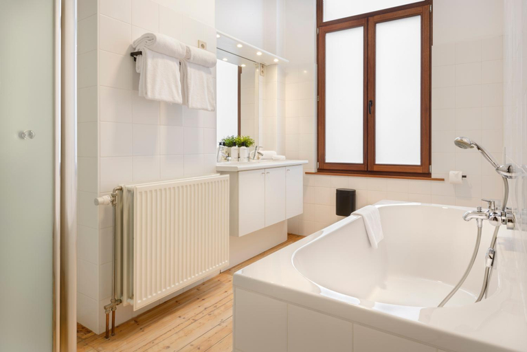 Bathroom 3, The 1894 Residence by Domani Hotels, Antwerpen