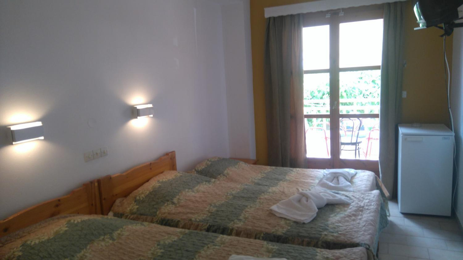 Bedroom 3, Hotel Aidipsos, Central Greece