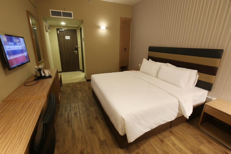 Bedroom 8