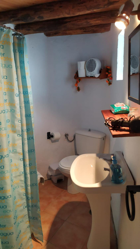 Bathroom, Monteperdido, Huelva