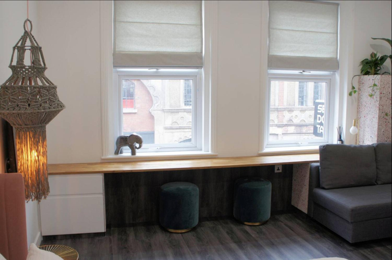 Others 3, Brick Lane Spitalfields Apartment, London